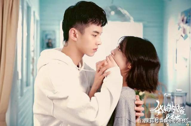 1999年女属兔的结婚接新娘子的忌哪三属？